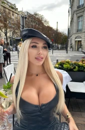 Проститутка Кира